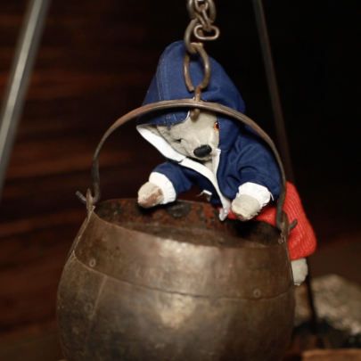 Teddy in a pot