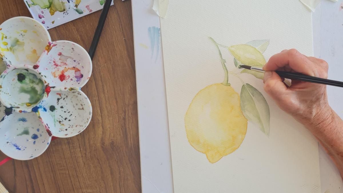 watercolour painting of a lemon