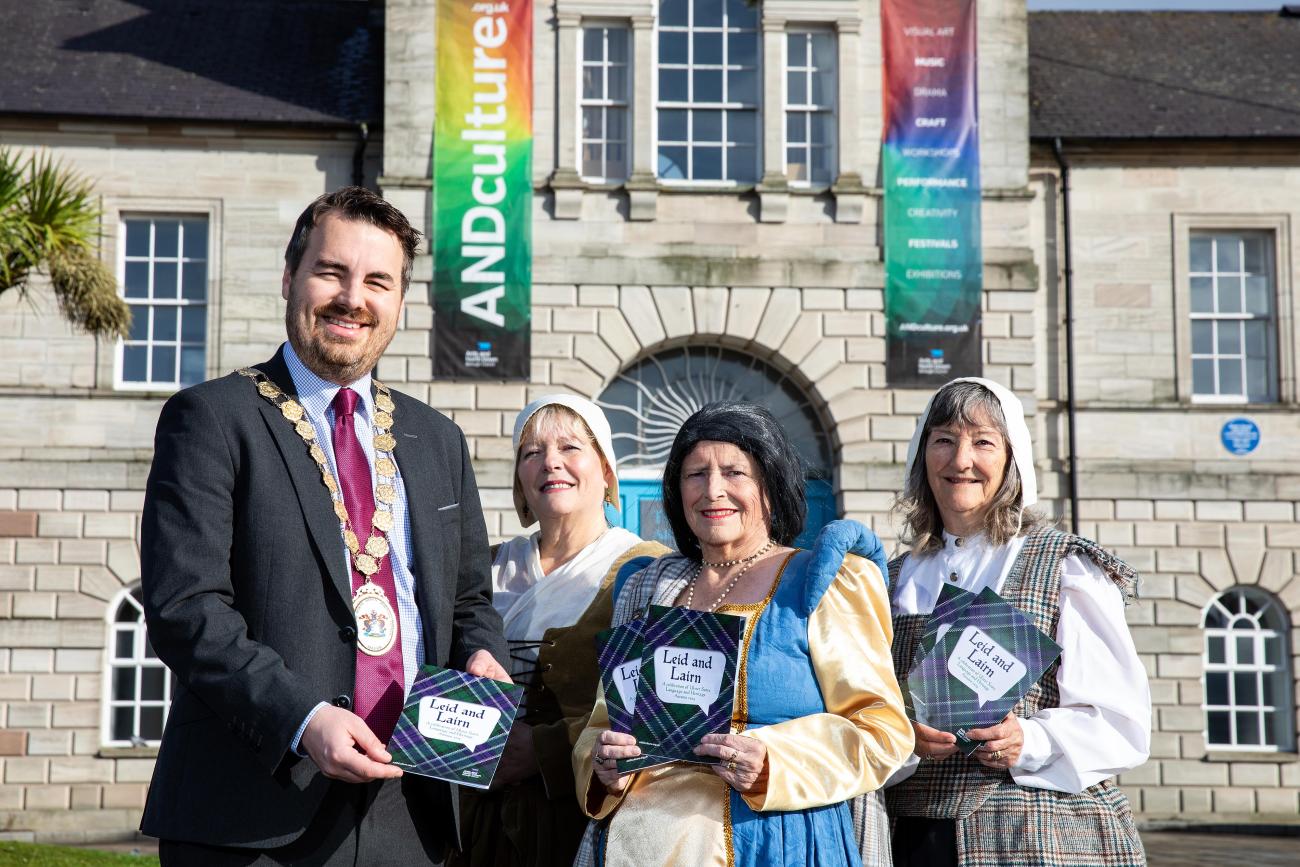 Leid and Lairn Launch with Mayor of Ards and North Down and members of Valhalla Street Theatre